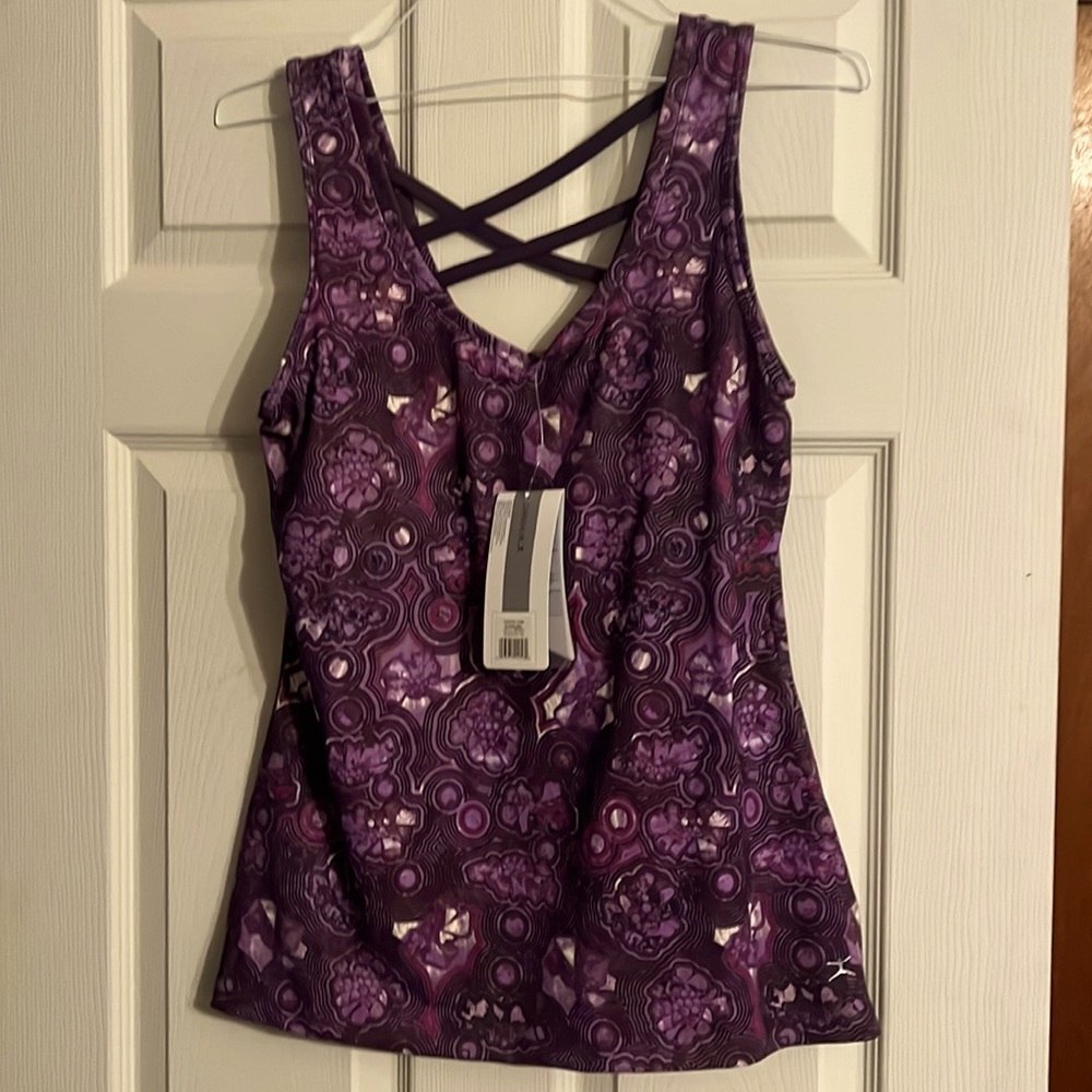 Brand new with tags Danskin size extra large Halle Berry, printed tank top.